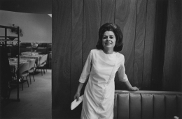 Waitress in an empty restaurant&nbsp;, 1968